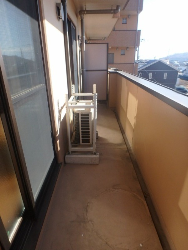 バルコニー　図面と現状に相違がある場合には現状を優先