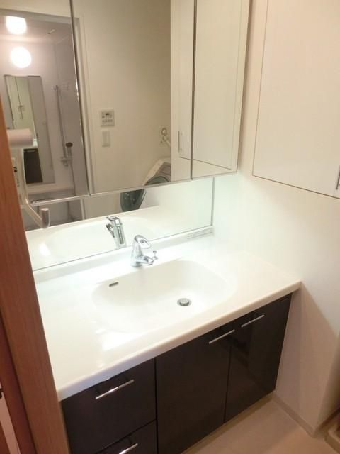 洗面設備　独立洗面台