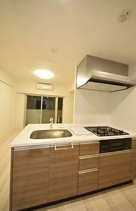 キッチン　別部屋の画像を使用しております。