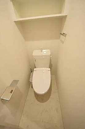 トイレ　別部屋の画像を使用しております。