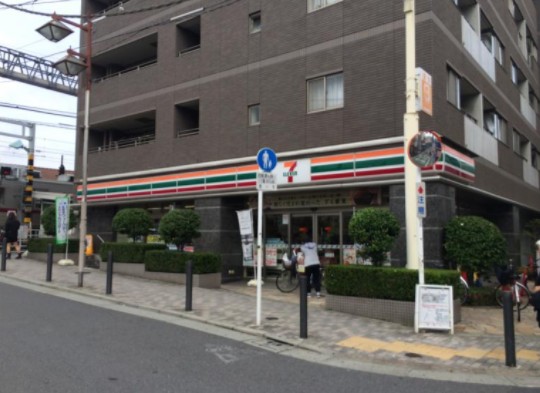 コンビニ　セブン－イレブン 下板橋駅前店（コンビニ）まで668m