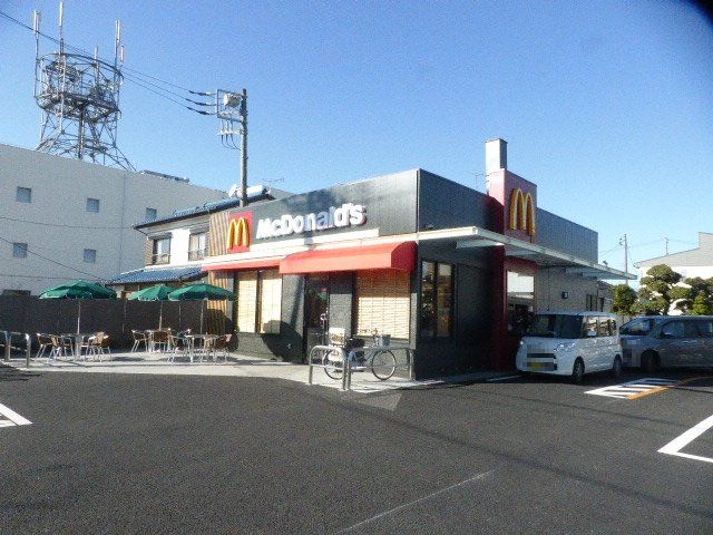 飲食店　マクドナルド 吉川店（飲食店）まで502m