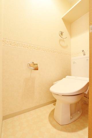 トイレ　清潔感のあるお手洗いですね