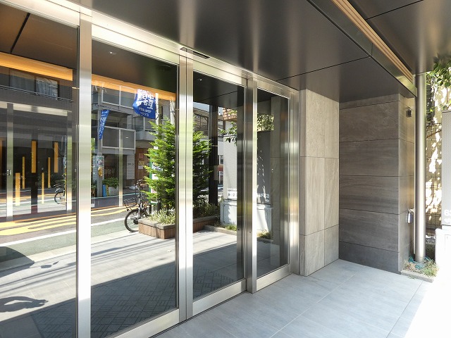 エントランス　エントランス