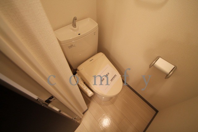 トイレ　ウォシュレット付きトイレ