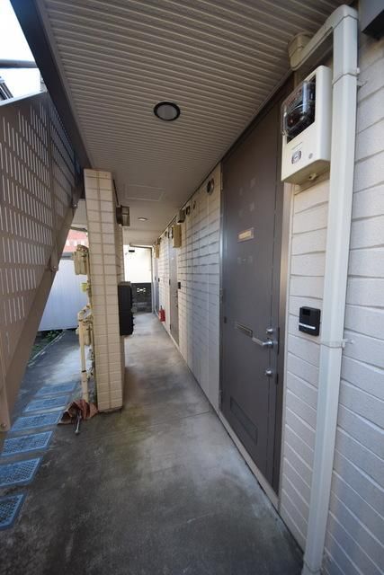 エントランス　★玄関前はこんな感じになってますよ★