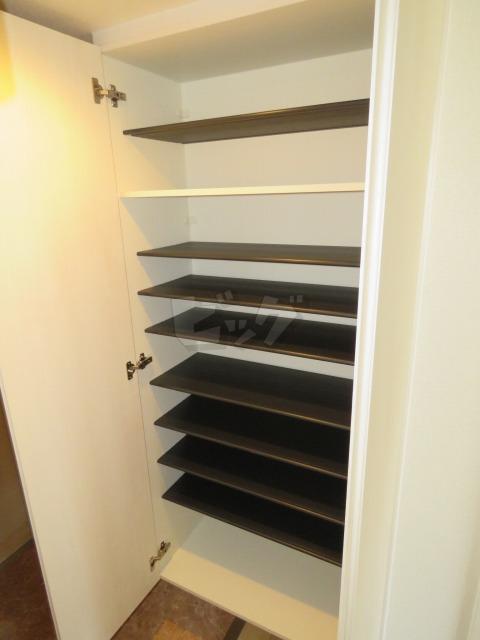 その他　大容量のシューズボックスが付いています♪