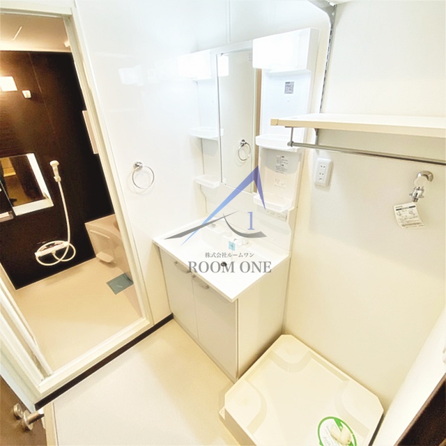 洗面設備　独立洗面台です。