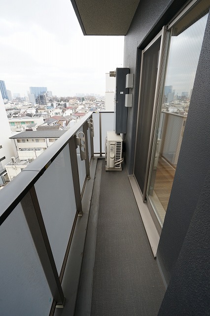バルコニー　バルコニー