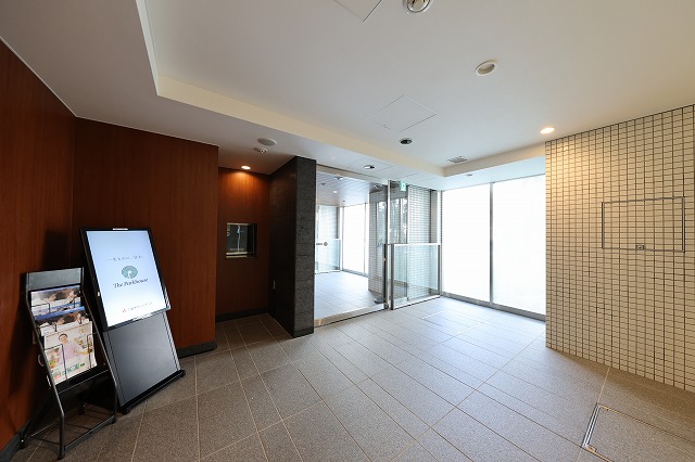 エントランス　エントランス