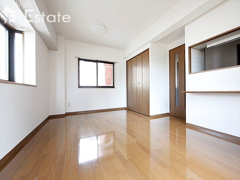 居室・リビング　内装