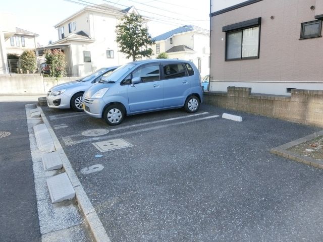 駐車場　敷地内にある駐車場