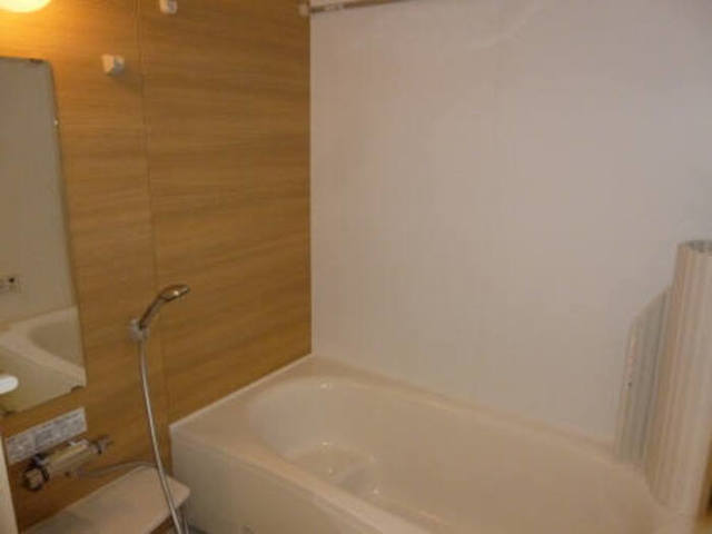 バス・シャワールーム　１日の疲れを癒してくれる憩いの場。