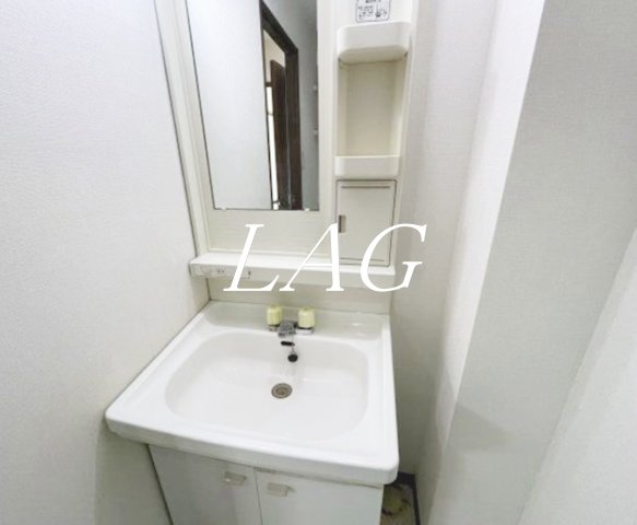 洗面設備　洗面台です。