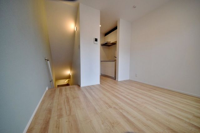 居室・リビング　★5.4帖の洋室★