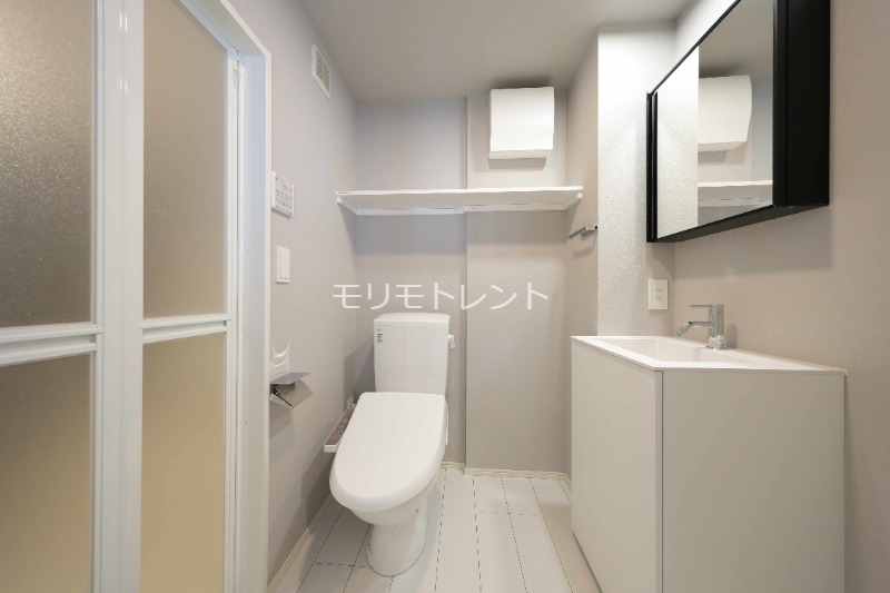 トイレ　室内写真