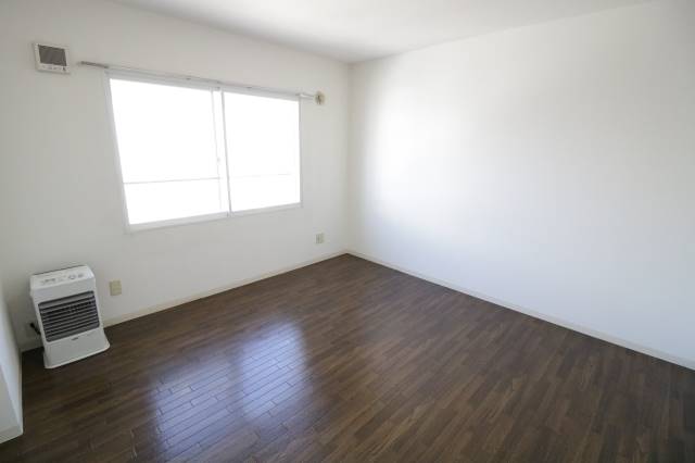 居室・リビング　綺麗な内装のリビングスペース♪