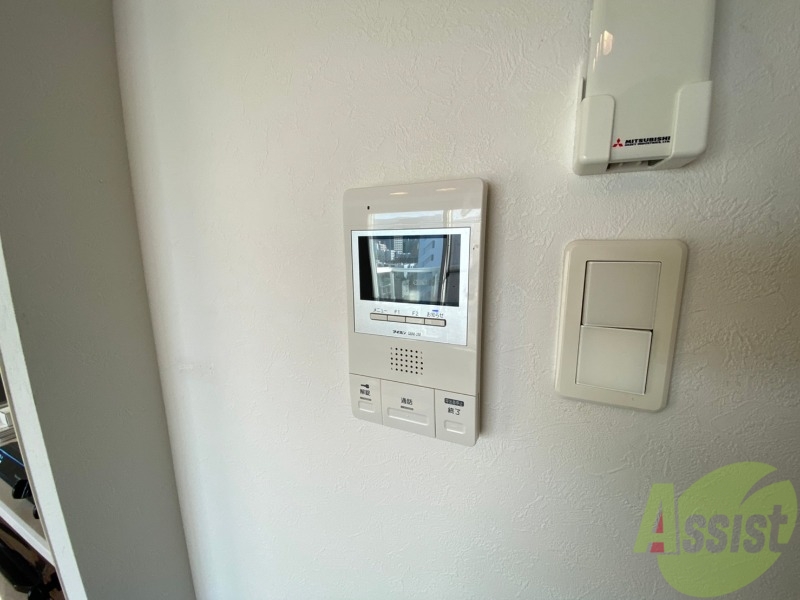 セキュリティ　ＴＶモニター付インターホンです。来客者の顔が見えるので安心！