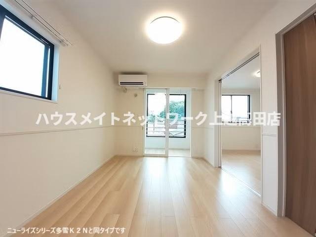 居室・リビング　ＬＤＫ（参考室内写真ニューライズシリーズ多雪K2Nと同タイプ