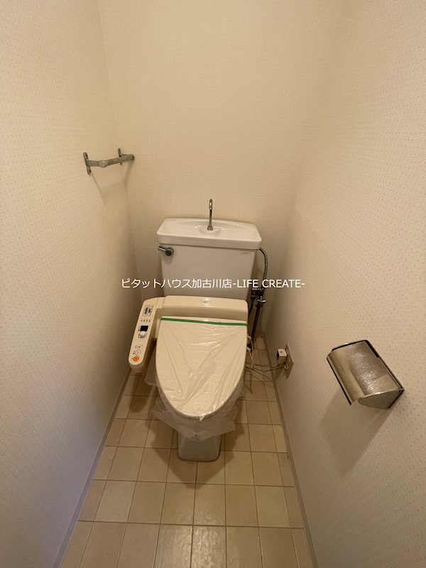 トイレ　写真は203号室