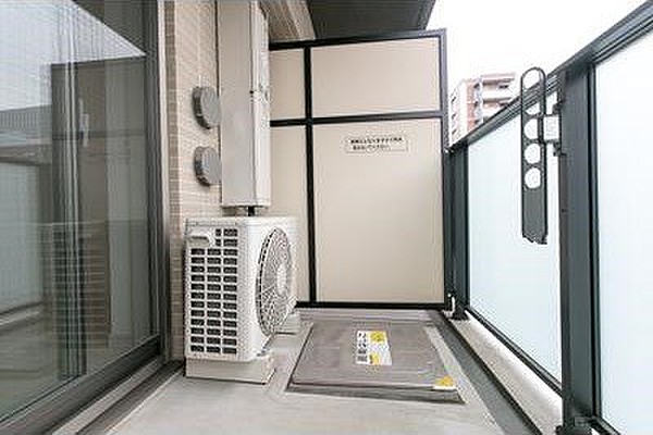 バルコニー　※別部屋の参考写真です。
