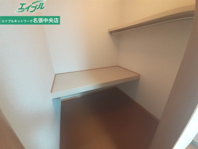 収納　同型反転タイプ画像