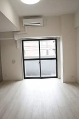 居室・リビング　別部屋参考写真となります