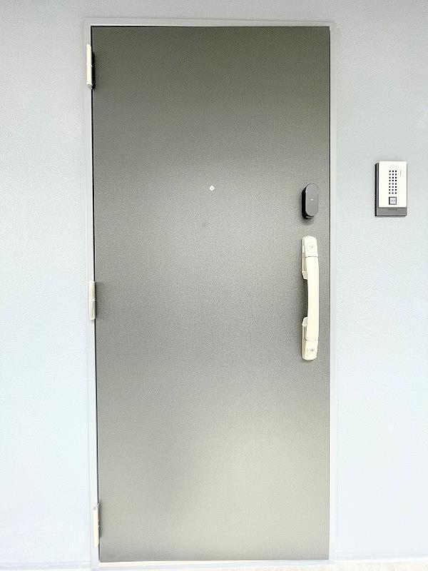 玄関　玄関外側・電子ロック