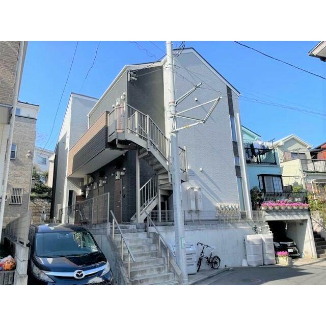 建物外観　閑静な住宅街に位置する物件です