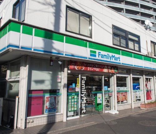 コンビニ　ファミリーマート 東雲橋店（コンビニ）まで309m