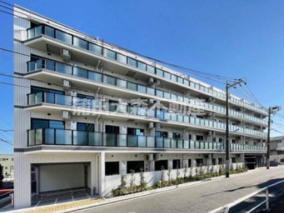 建物外観　2021年11月築　RC鉄筋コンクリート造地上5階建て総戸数