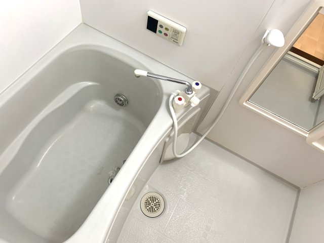 バス・シャワールーム　追い焚き機能付き※イメージです