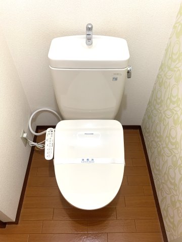 トイレ　温水洗浄暖房便座※イメージです