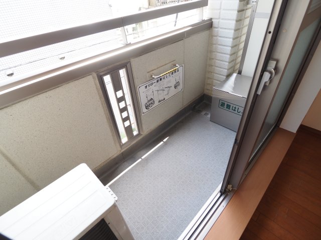 バルコニー　同物件同タイプ参考写真