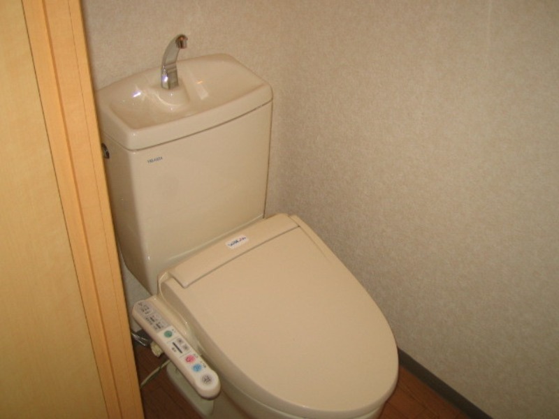 トイレ　図面と現状に相違がある場合には現状を優先