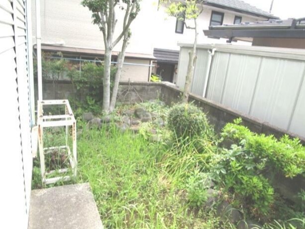 バルコニー　洗濯物が干せます！
