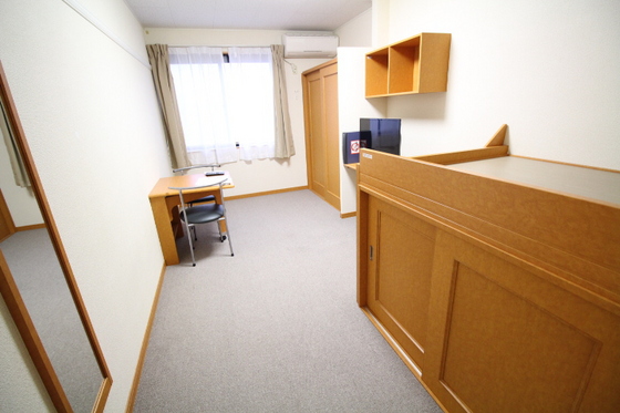 居室・リビング　※別部屋の写真です