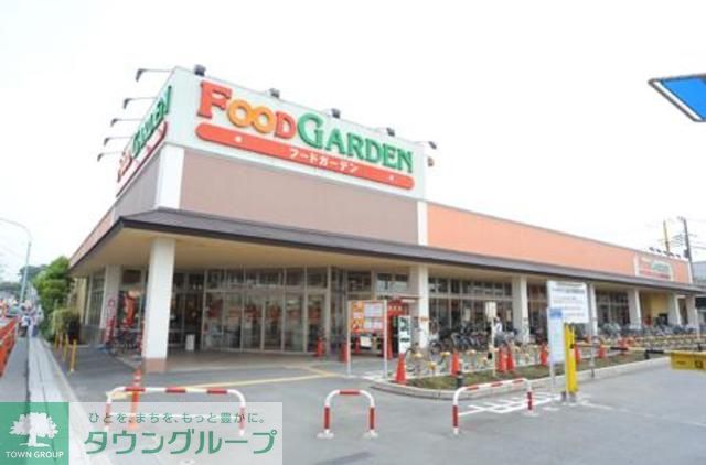 コンビニ　FOOD　GARDEN（コンビニ）まで770m