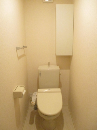 トイレ　ゆったりとした空間のトイレです