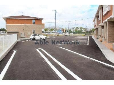 駐車場　駐車場