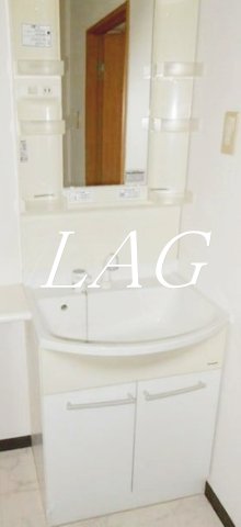 洗面設備　独立洗面台です。