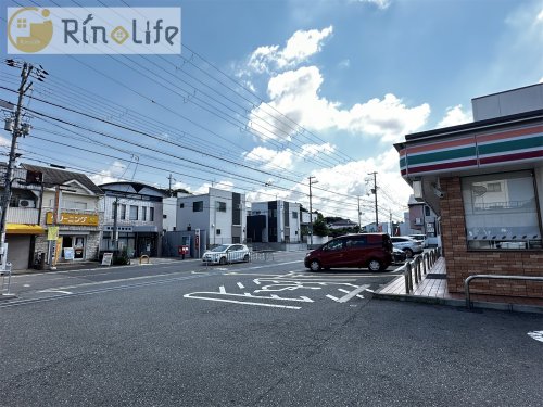 コンビニ　セブン-イレブン 堺堀上緑町店（コンビニ）まで651m