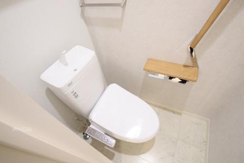 トイレ　シャワー付トイレ（イメージ）