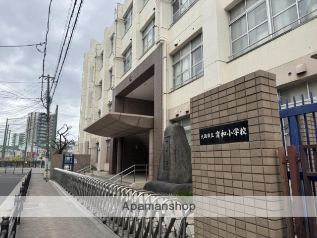 小学校　育和小学校（小学校）まで444m