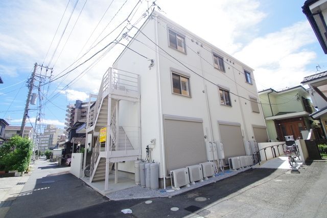 建物外観　★お部屋探しはタウンハウジング本厚木店へ★