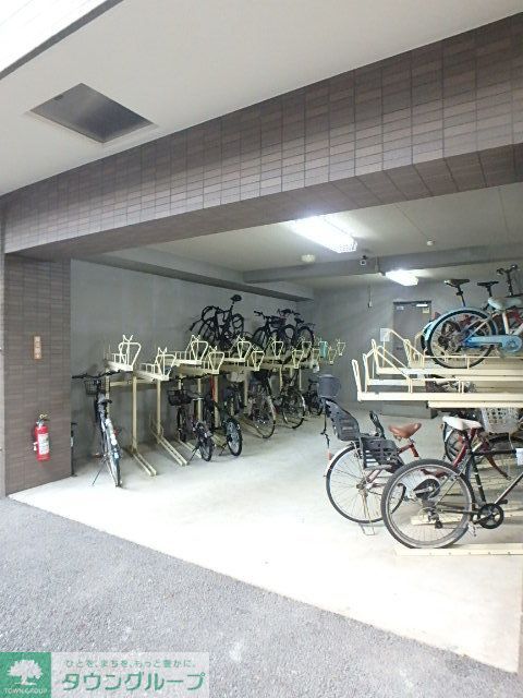 駐車場　駐輪場