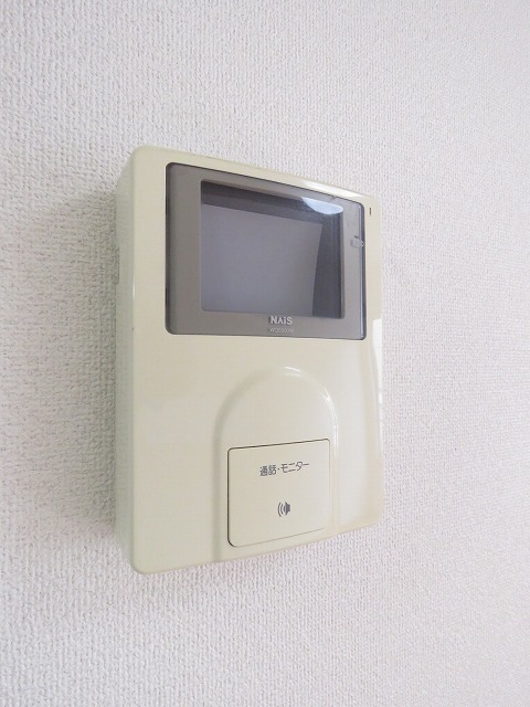 セキュリティ　モニター付きなので、来訪者を視認することが出来ます♪