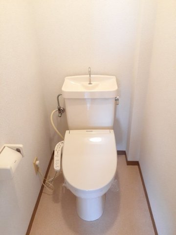 トイレ　落ち着いたトイレです