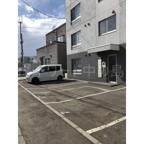 駐車場　詳細は、ウィンドワード中の島店までご相談下さい。