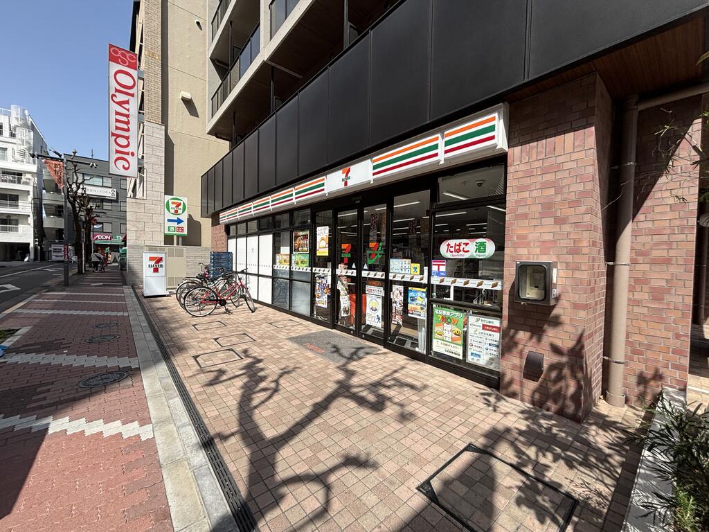 コンビニ　セブンイレブン高円寺北店（コンビニ）まで107m